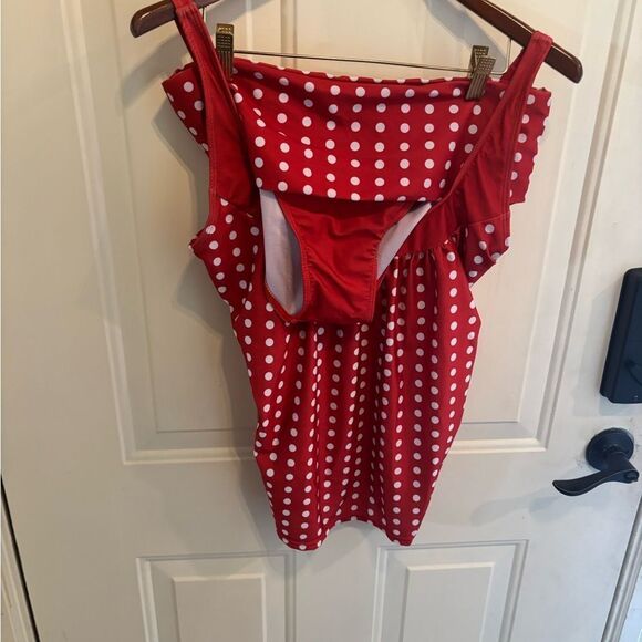Amazon Red and White Polka Dot Tankini size L Swimwear - Picture 2 of 5